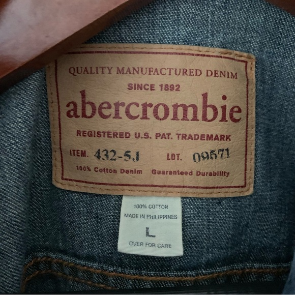 Abercrombie & Fitch Denim Button Up Trucker Jacket Size Large Vintage Blue Denim - Picture 10 of 13